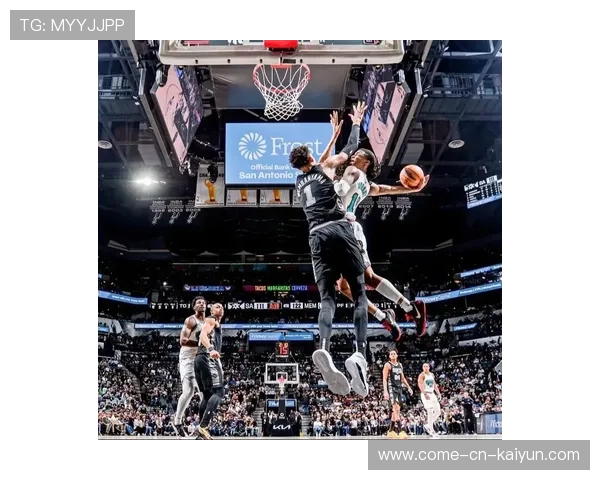 NBA球星隔扣后大吼全场,连观众都被震住