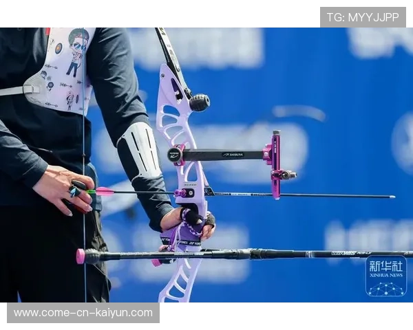 西班牙反曲弓女队在欧洲锦标赛四分之一决赛中负于中国队，竞技反曲弓正确射箭姿势