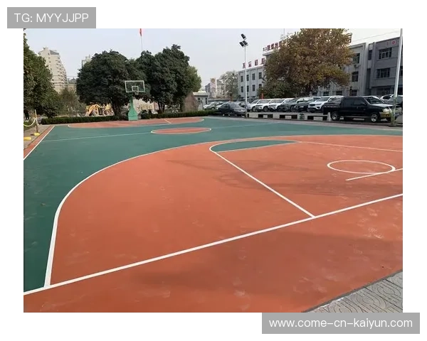 国际篮球社区计划推动街区小场改造，社区篮球场大小